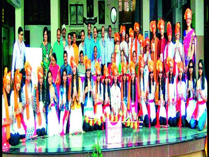 Marathi Language Day: greetings to Kusumagragas; Various cultural programs of my Marathi quotes ... | मराठी भाषा दिन : कुसुमाग्रजांना अभिवादन; विविध सांस्कृतिक कार्यक्रम माझ्या मराठीची बोलु कौतुके ... Marathi Language Day: greetings to Kusumagragas; Various cultural programs of my Marathi quotes ... | मराठी भाषा दिन : कुसुमाग्रजांना अभिवादन; विविध सांस्कृतिक कार्यक्रम माझ्या मराठीची बोलु कौतुके ...