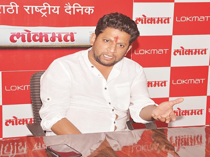 The quarrel between the BJP and the terrorists: Sujay Vika | दहशत माजविणा-यांची भाजपमध्ये रांग : सुजय विखे The quarrel between the BJP and the terrorists: Sujay Vika | दहशत माजविणा-यांची भाजपमध्ये रांग : सुजय विखे