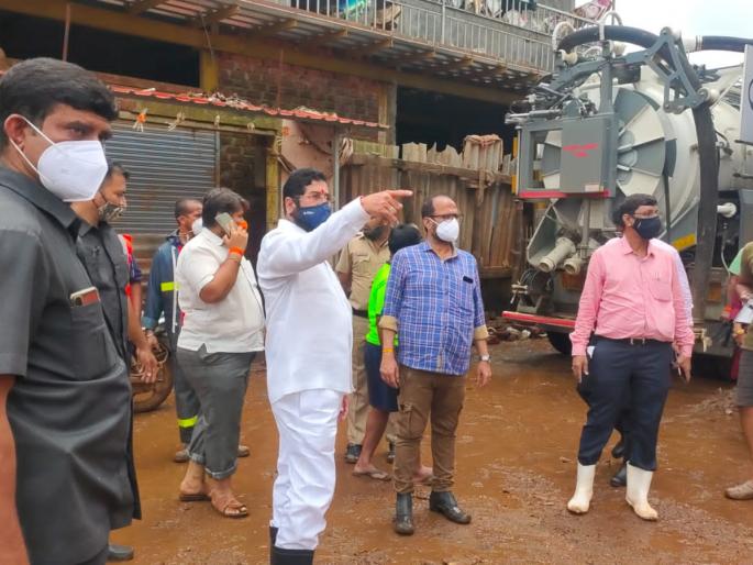 Thane Municipal Corporation launches 'Mahasvachchata Abhiyan' for second day in a row | ठाणे महापालिका प्रशासनाने महाडमध्ये राबविले सलग दुसऱ्या दिवशी ‘महास्वच्छता अभियान’ Thane Municipal Corporation launches 'Mahasvachchata Abhiyan' for second day in a row | ठाणे महापालिका प्रशासनाने महाडमध्ये राबविले सलग दुसऱ्या दिवशी ‘महास्वच्छता अभियान’