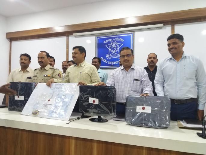 The two arrested for selling vehicles from the website through fake papers | बनावट कागदपत्रांद्वारे संकेतस्थळावरुन वाहनांची विक्री करणाऱ्या दोघांना अटक The two arrested for selling vehicles from the website through fake papers | बनावट कागदपत्रांद्वारे संकेतस्थळावरुन वाहनांची विक्री करणाऱ्या दोघांना अटक