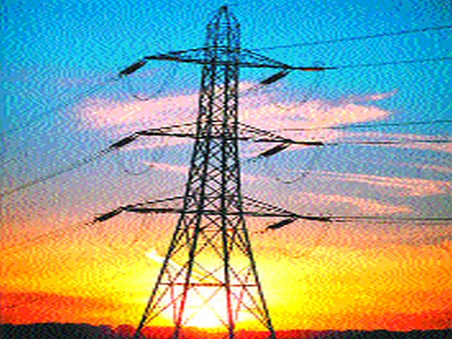 Electricity disasters hurt students along with farmers | विजेच्या लपंडावामुळे शेतकऱ्यांसह विद्यार्थी त्रस्त