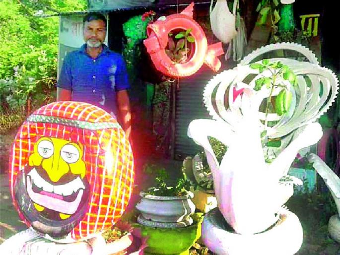 A 'durable' campaign from the puncture repairman's 'waste' items | पंक्चर दुरुस्ती करणाऱ्याचे ‘टाकाऊ’ वस्तूंमधून ‘टिकाऊ’ अभियान A 'durable' campaign from the puncture repairman's 'waste' items | पंक्चर दुरुस्ती करणाऱ्याचे ‘टाकाऊ’ वस्तूंमधून ‘टिकाऊ’ अभियान