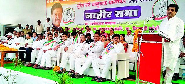 Modi government has fooled ordinary people | मोदी सरकारने सामान्य माणसांची फसगत केली Modi government has fooled ordinary people | मोदी सरकारने सामान्य माणसांची फसगत केली