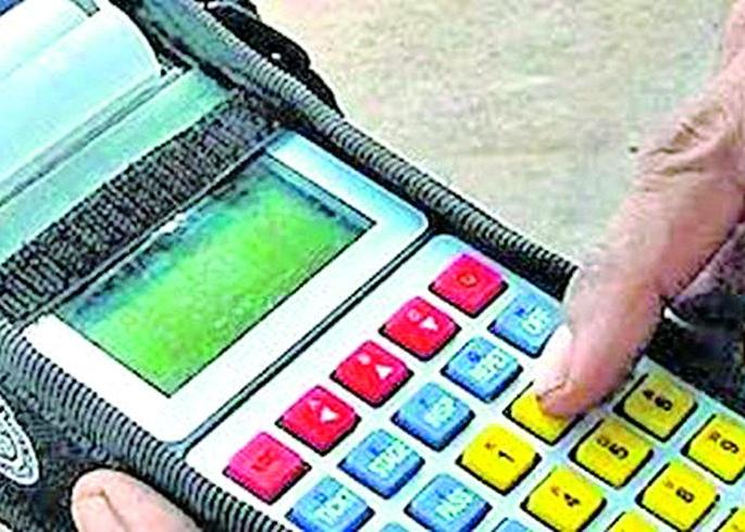 ‘ETI’ machine annoys carriers; Fever for fear of action | ‘ईटीआय’ मशीनचा वाहकांना वैताग; कारवाईच्या भीतीने ताप ‘ETI’ machine annoys carriers; Fever for fear of action | ‘ईटीआय’ मशीनचा वाहकांना वैताग; कारवाईच्या भीतीने ताप