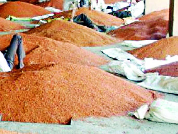 Temporary closure of trading of cotton in the district | जिल्ह्यात पणनची कापूस खरेदी तात्पुरती बंद Temporary closure of trading of cotton in the district | जिल्ह्यात पणनची कापूस खरेदी तात्पुरती बंद