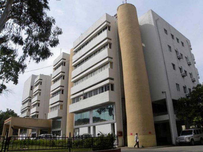 Zilla Parishad has a budget of Rs | जिल्हा परिषदेचा १८० कोटींचा निधी अखर्चित Zilla Parishad has a budget of Rs | जिल्हा परिषदेचा १८० कोटींचा निधी अखर्चित