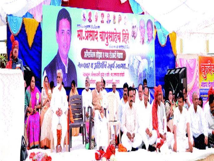Forever injustice in North Maharashtra | उत्तर महाराष्टवर कायमच अन्याय Forever injustice in North Maharashtra | उत्तर महाराष्टवर कायमच अन्याय