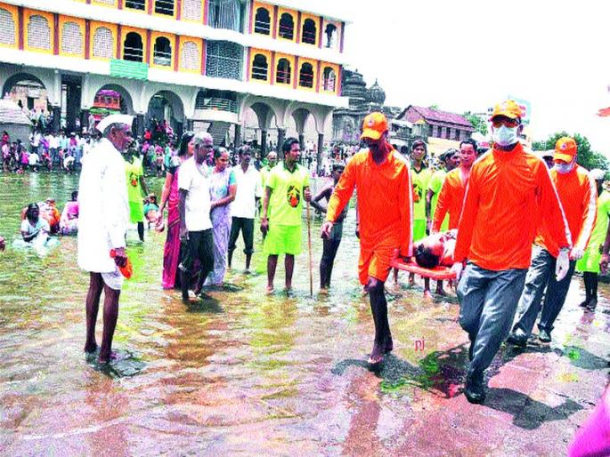 "Disaster" | ‘आपत्ती’ निवारण करणाऱ्यांवरच ‘आपत्ती’ "Disaster" | ‘आपत्ती’ निवारण करणाऱ्यांवरच ‘आपत्ती’