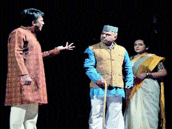 The 'chaff' blooms with a strong code | दमदार संहितेने ‘चाफा’ फुलला The 'chaff' blooms with a strong code | दमदार संहितेने ‘चाफा’ फुलला