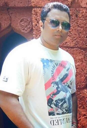 Police fired and blew themselves | सातारा येथील पोलिसाने गोळी झाडून स्वत:लाच संपवले Police fired and blew themselves | सातारा येथील पोलिसाने गोळी झाडून स्वत:लाच संपवले