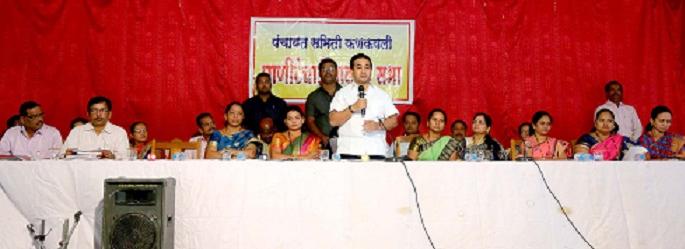 Sindhudurg: Water shortage is not on paper: Nitesh Rane, told the administration | सिंधुदुर्ग : पाणीटंचाई आराखडे कागदावर नको : नीतेश राणे, प्रशासनाला सुनावले खडे बोल Sindhudurg: Water shortage is not on paper: Nitesh Rane, told the administration | सिंधुदुर्ग : पाणीटंचाई आराखडे कागदावर नको : नीतेश राणे, प्रशासनाला सुनावले खडे बोल