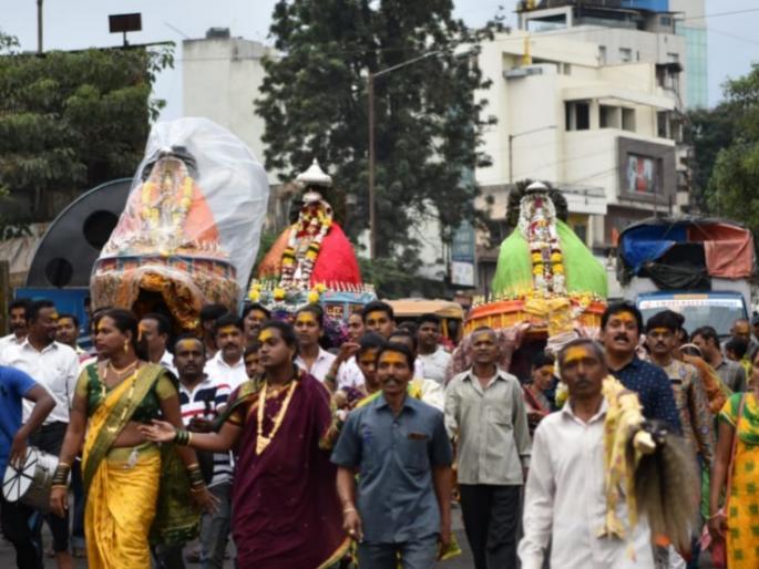 Mana's world departs for beauty, Renuka Devi's main trip on the 7th | मानाचे जग सौंदत्तीला रवाना, रेणुका देवीची ११ तारखेला मुख्य यात्रा Mana's world departs for beauty, Renuka Devi's main trip on the 7th | मानाचे जग सौंदत्तीला रवाना, रेणुका देवीची ११ तारखेला मुख्य यात्रा