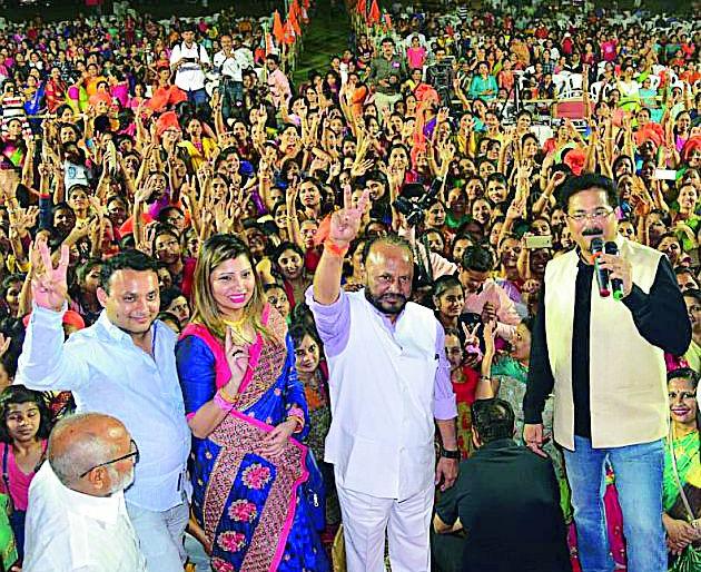 In the city, 'smart sunbay' hits | शहरात ‘स्मार्ट सूनबाई’ची धमाल