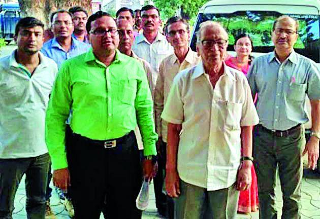 Doctor's closure in Dhamagan | धामणगावात डॉक्टरांचा बंद Doctor's closure in Dhamagan | धामणगावात डॉक्टरांचा बंद