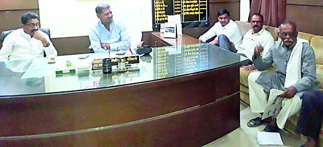 Credit should not be looted by Parthagada Upasha Irrigation Scheme | पाथरगाव उपसा सिंचन योजनेचे श्रेय अडसड यांनी लाटू नये