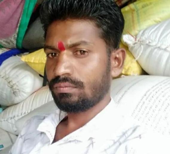 Suicide by strangulation of a youth from Jalgaon Neur | जळगाव नेऊर येथील तरुणाची गळफास घेऊन आत्महत्या