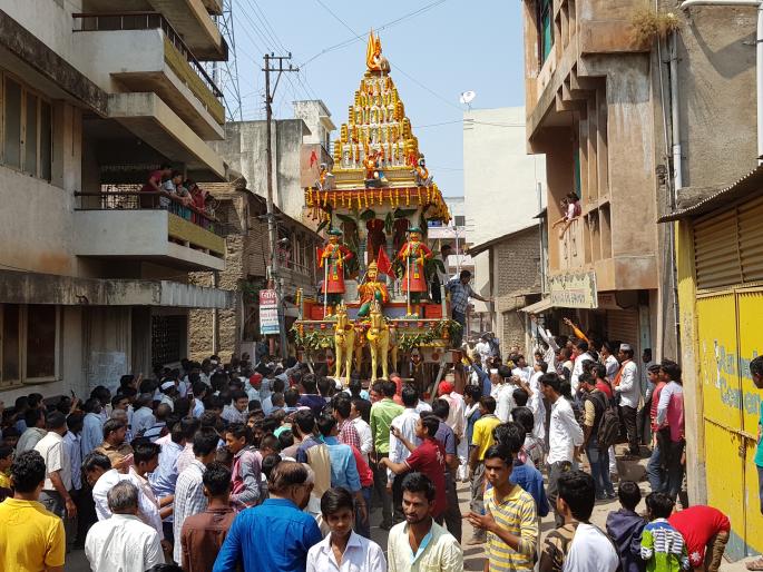 'Start of Rathotsav in Balaji Maharaj Ki Jayi Goshosh | ‘बालाजी महाराज की जय च्या जयघोषात रथोत्सवाला प्रारंभ 'Start of Rathotsav in Balaji Maharaj Ki Jayi Goshosh | ‘बालाजी महाराज की जय च्या जयघोषात रथोत्सवाला प्रारंभ