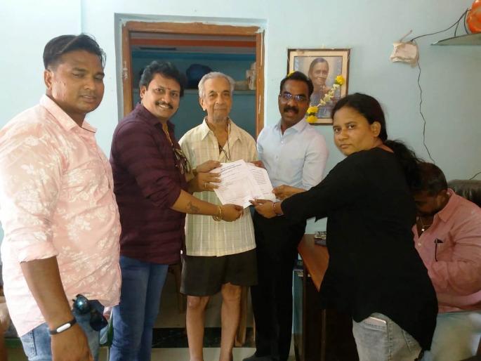 Pralhad Mhatreneni's elderly citizen of Dombivli took control of the Guardianship | डोंबिवलीत एकाकी पडलेल्या ज्येष्ठ नागरिकाचे प्रल्हाद म्हात्रेंनी घेतले पालकत्व