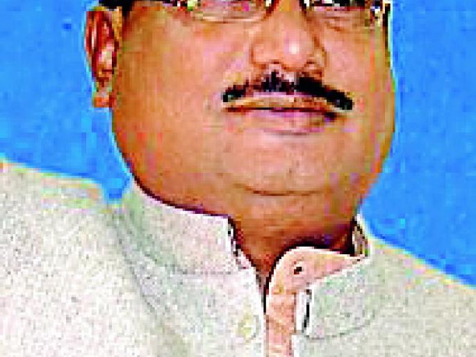 At the same time, she is supposed to hit the camel? | याही वेळी उसेंडींना बसणार फटका? At the same time, she is supposed to hit the camel? | याही वेळी उसेंडींना बसणार फटका?