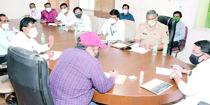 Oxygen plant to be set up in ten rural hospitals | दहा ग्रामीण रुग्णालयात उभारणार ऑक्सिजन प्लांट Oxygen plant to be set up in ten rural hospitals | दहा ग्रामीण रुग्णालयात उभारणार ऑक्सिजन प्लांट