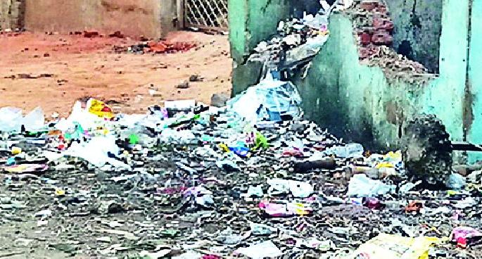 Finding a Solution on Solution | घनकचऱ्याच्या समस्येवर तोडगा सापडेना Finding a Solution on Solution | घनकचऱ्याच्या समस्येवर तोडगा सापडेना