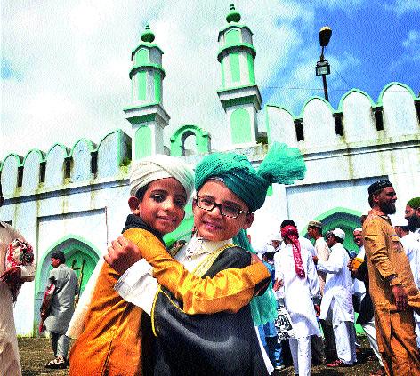 Message from Deshprem, Integrity, Idgah | देशप्रेम, एकात्मतेचा ईदगाहवरून संदेश Message from Deshprem, Integrity, Idgah | देशप्रेम, एकात्मतेचा ईदगाहवरून संदेश