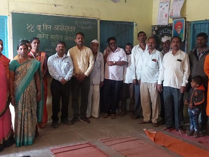 Dedication of development works to Chichondi Khurd | चिचोंडी खुर्दला शैक्षणिक साहित्याचे लोकार्पण Dedication of development works to Chichondi Khurd | चिचोंडी खुर्दला शैक्षणिक साहित्याचे लोकार्पण