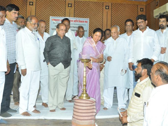 After detail study, Nanar project should come in Marathwada | चौफेर अभ्यासानंतरच नाणार प्रकल्प मराठवाड्यात आणावा After detail study, Nanar project should come in Marathwada | चौफेर अभ्यासानंतरच नाणार प्रकल्प मराठवाड्यात आणावा