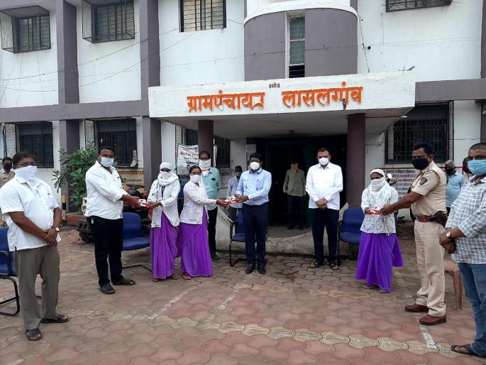 Tehsildar's instructions for strict implementation due to three corona positive patients | तीन कोरोना पॉझीटीव्ह रूग्णामुळे तहसीलदार यांनी कडक अंमलबजावणीच्या केल्या सुचना Tehsildar's instructions for strict implementation due to three corona positive patients | तीन कोरोना पॉझीटीव्ह रूग्णामुळे तहसीलदार यांनी कडक अंमलबजावणीच्या केल्या सुचना