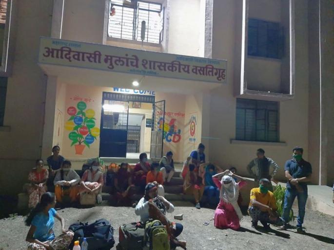 Care of Corona soldiers at Malegaon | मालेगावला कोरोना सैनिकांची हेळसांड Care of Corona soldiers at Malegaon | मालेगावला कोरोना सैनिकांची हेळसांड