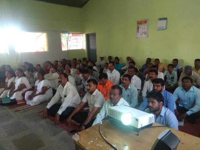 Responding to the workshop on mental health topics | मानसिक स्वास्थ्य विषयावरील कार्यशाळेला प्रतिसाद Responding to the workshop on mental health topics | मानसिक स्वास्थ्य विषयावरील कार्यशाळेला प्रतिसाद