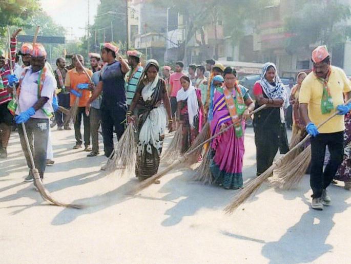  Start of BJP's Cleanliness Services Dialogue | भाजपाच्या स्वच्छता सेवा संवाद पदयात्रेला प्रारंभ