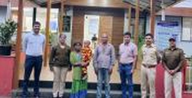 Six-year-old kidnapped Chimukalya found in just twelve hours | सहा वर्षीय अपहृत चिमुकल्याचा अवघ्या बारा तासांत शोध Six-year-old kidnapped Chimukalya found in just twelve hours | सहा वर्षीय अपहृत चिमुकल्याचा अवघ्या बारा तासांत शोध