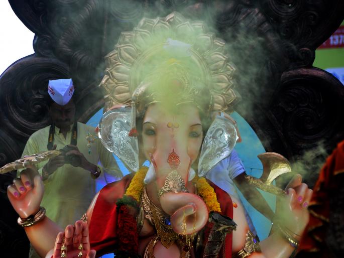 Nashik will organize Ganeshotsav Mandal on the Municipal Corporation | नशिकमध्ये गणेशोत्सव मंडळे महपालिकेवर मोर्चा काढणार Nashik will organize Ganeshotsav Mandal on the Municipal Corporation | नशिकमध्ये गणेशोत्सव मंडळे महपालिकेवर मोर्चा काढणार