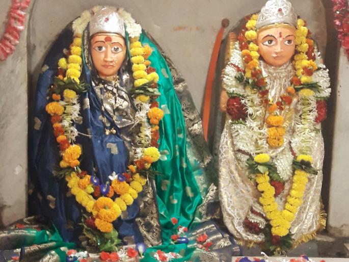 Time to fast on businessmen due to cancellation of Yatra | यात्रा रद्द झाल्याने व्यवसायिकांवर उपवास मारीची वेळ