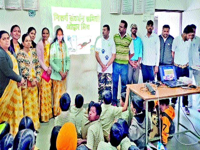 Guidance from the Serpentine to Students in Dante | दात्याणेतील विद्यार्थ्यांना सर्पमित्रांकडून मार्गदर्शन
