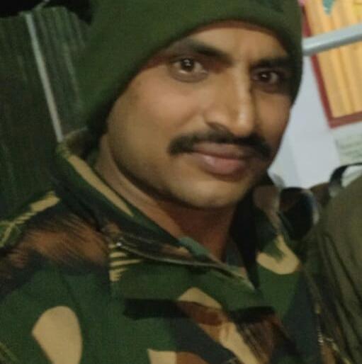 A soldier fell into a well and died while immersing the idol | मुर्तीचे विसर्जन करतांना वाखारीत सैनिकाचा विहीरीत पडून मृत्यू