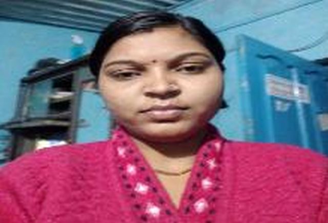 The married woman jumped from the fourth floor, writing, "Mom, I'm sorry ..." | ‘आई मला माफ कर...’ असे लिहून विवाहितेने चौथ्या मजल्यावरून घेतली उडी The married woman jumped from the fourth floor, writing, "Mom, I'm sorry ..." | ‘आई मला माफ कर...’ असे लिहून विवाहितेने चौथ्या मजल्यावरून घेतली उडी