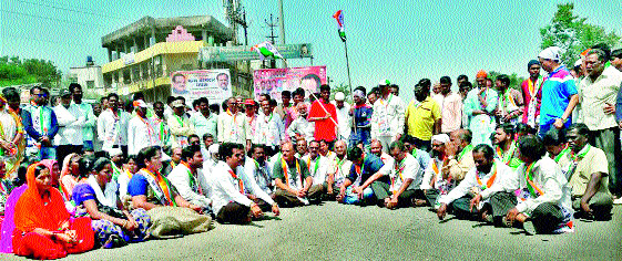 Nationalist 'road' for the problems! | समस्यांसाठी राष्ट्रवादी ‘रस्त्यावर’!