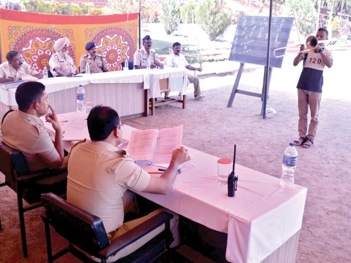 Sindhudurg: Music test is smooth; Tomorrow, 13 candidates absent | सिंधुदुर्ग : संगीत परीक्षा सुरळीत; उद्या लेखी, १३ उमेदवार अनुपस्थित