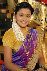 Thane incident: Actress Jui Gadkari is in a lot of trouble because of lady abusive behavior | ठाण्यातील घटना: तरुणीच्या असभ्य वर्तनामुळे अभिनेत्री जुई गडकरीला मनस्ताप Thane incident: Actress Jui Gadkari is in a lot of trouble because of lady abusive behavior | ठाण्यातील घटना: तरुणीच्या असभ्य वर्तनामुळे अभिनेत्री जुई गडकरीला मनस्ताप