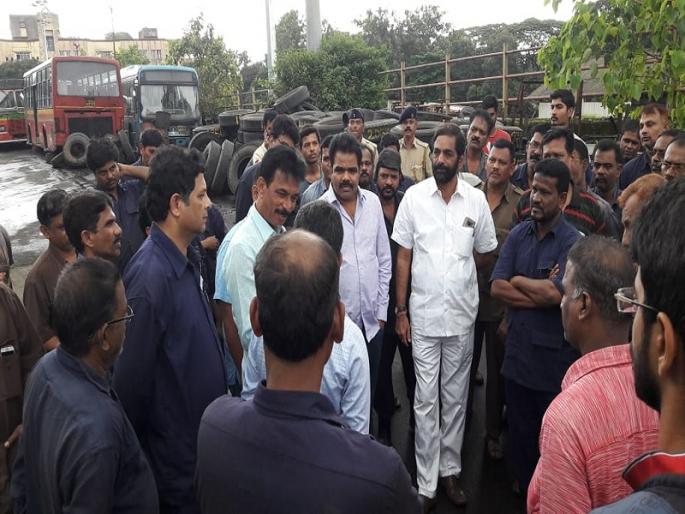 The administration invites the privatization of the transport service. The charges against Kelkar | परिवहन सेवेचा खाजगीकरणाचा डाव आखण्याचा प्रशासनाचा डाव - आ. केळकर यांचा आरोप The administration invites the privatization of the transport service. The charges against Kelkar | परिवहन सेवेचा खाजगीकरणाचा डाव आखण्याचा प्रशासनाचा डाव - आ. केळकर यांचा आरोप