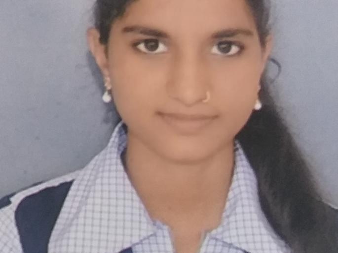 Teacher's help for the treatment of a student with cancer | कॅन्सरग्रस्त विद्यार्थिनीच्या उपचारासाठी शिक्षकांची मदतफेरी Teacher's help for the treatment of a student with cancer | कॅन्सरग्रस्त विद्यार्थिनीच्या उपचारासाठी शिक्षकांची मदतफेरी