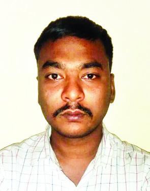 Sangli: Connection of huge black jacket to Pune, three days for the closet | सांगली : गंडा घालणाऱ्या विशाल काळेचे कनेक्शन पुण्यापर्यंत, तीन दिवस कोठडी Sangli: Connection of huge black jacket to Pune, three days for the closet | सांगली : गंडा घालणाऱ्या विशाल काळेचे कनेक्शन पुण्यापर्यंत, तीन दिवस कोठडी