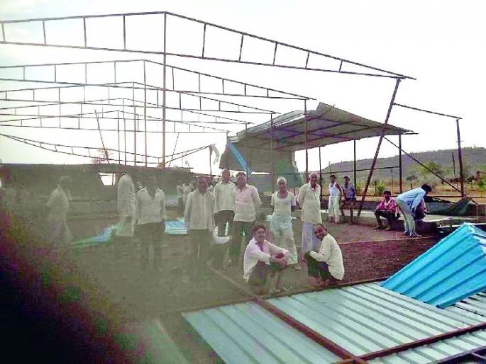 Storm at Arvi (Small) | आर्वी (लहान) येथे वादळाचा तडाखा Storm at Arvi (Small) | आर्वी (लहान) येथे वादळाचा तडाखा