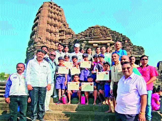 Gulvanch, Bhikusa School I | सूर्यनमस्कारात गुळवंच, भिकुसा विद्यालय प्रथम Gulvanch, Bhikusa School I | सूर्यनमस्कारात गुळवंच, भिकुसा विद्यालय प्रथम