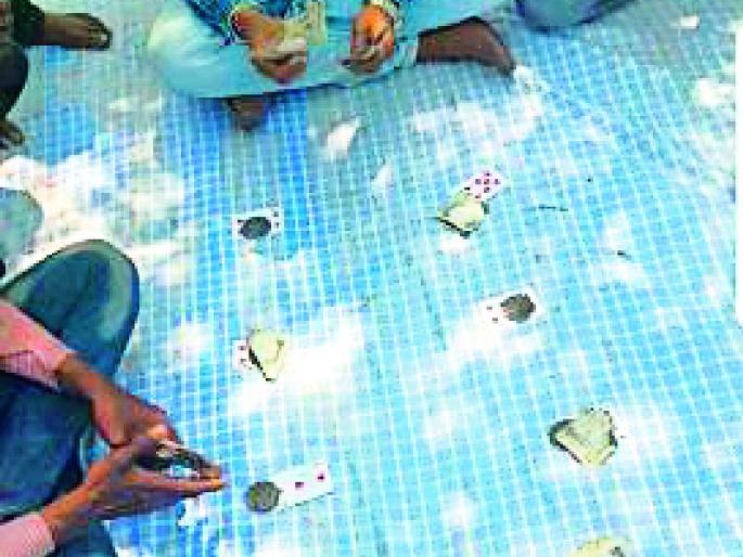 Sweep gambling even after CID raid | सीआयडी धाडीनंतरही जुगार सुरूच Sweep gambling even after CID raid | सीआयडी धाडीनंतरही जुगार सुरूच