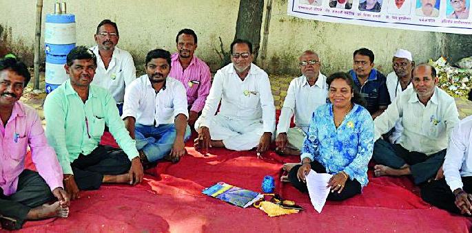 Self-appeal for independent Vidharbha | स्वतंत्र विदर्भासाठी आत्मक्लेश Self-appeal for independent Vidharbha | स्वतंत्र विदर्भासाठी आत्मक्लेश