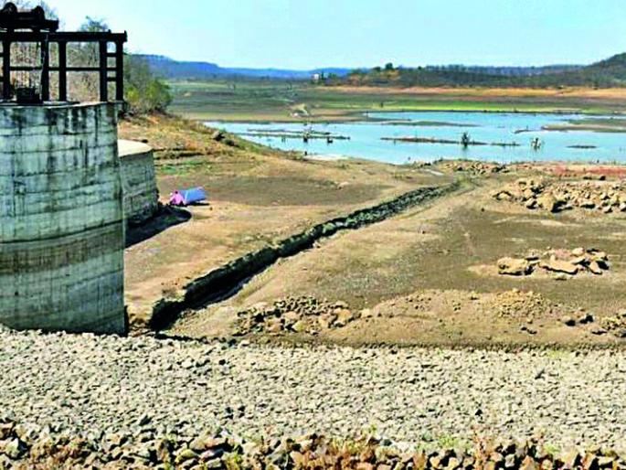 Water supply to Junkyard | चापडोहचा पाणीपुरवठा ठप्प Water supply to Junkyard | चापडोहचा पाणीपुरवठा ठप्प