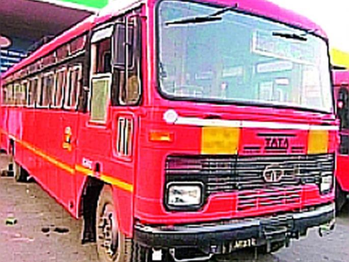 The question of ST merger was raised by Corona | एसटी विलीनीकरणाचा प्रश्न कोरोनाने ऐरणीवर